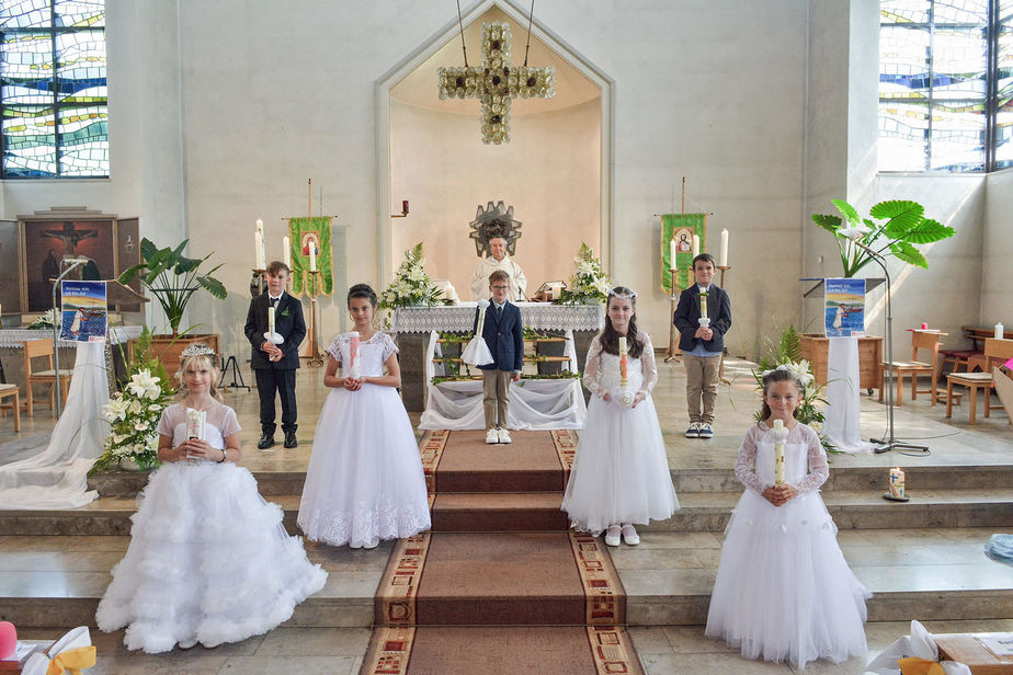 Feier der 1. Heiligen Kommunion in Sankt Maria 